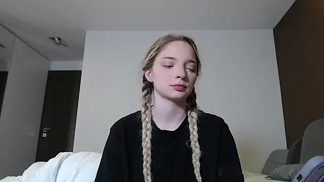 jessicahbelle online show from 06.04.26