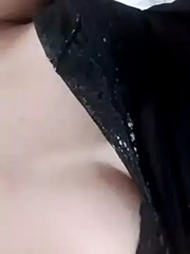 misteriosabb000 online show from 10.27.25