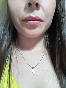 Snapshot of EmmaValencia_ chatting on 05.08.26 EmmaValencia online show from 05.08.26