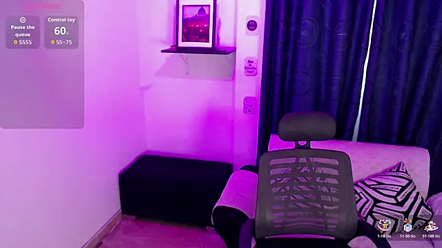  evee  online show from 11.13.25