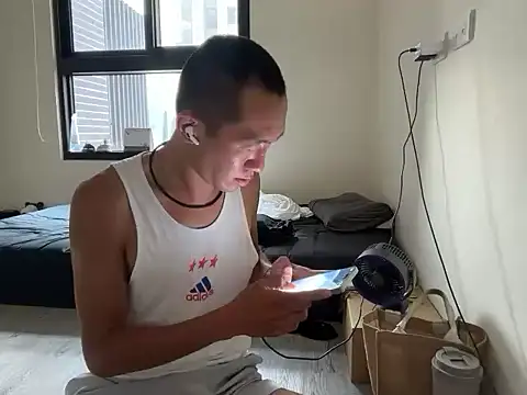 mrcaiziv online show from 10.14.25