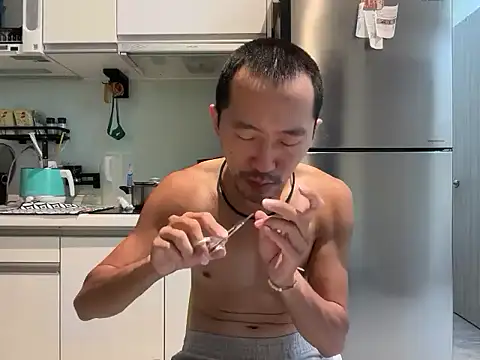 mrcaiziv online show from 10.21.25