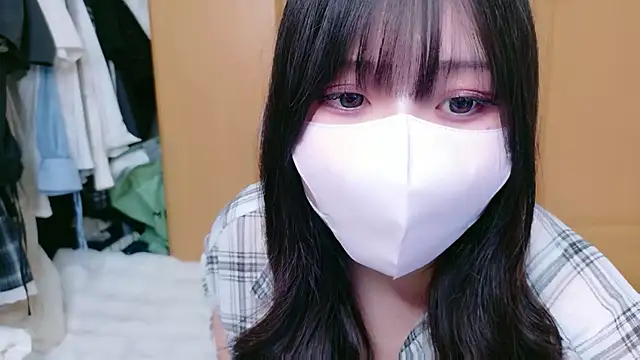 YUKINA 00 online show from 07.07.26