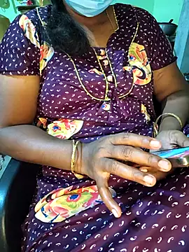 Snapshot of Tamilselviroja- chatting on 04.20.26 Tamilselviroja- online show from 04.20.26
