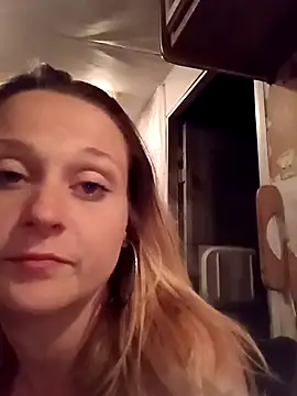 Snapshot of Queen2454 chatting on 03.29.26 Queen2454 online show from 03.29.26