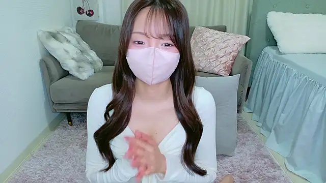 Snapshot of Seira__nn chatting on 11.23.25 Seira nn online show from 11.23.25