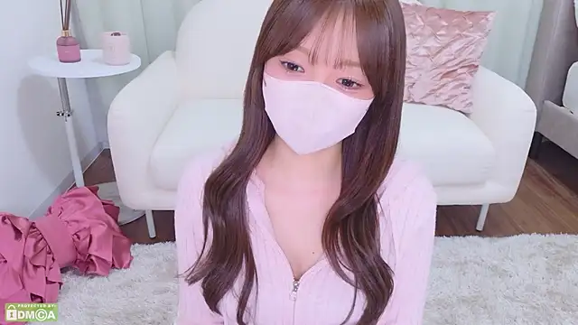 Snapshot of Seira__nn chatting on 05.16.26 Seira nn online show from 05.16.26