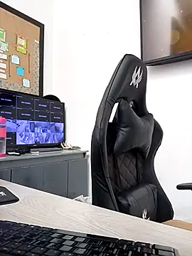 rojita-rojita online show from 10.29.25