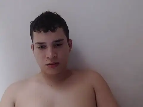 Snapshot of Alexhot2026 chatting on 10.16.25 Alexhot2026 online show from 10.16.25