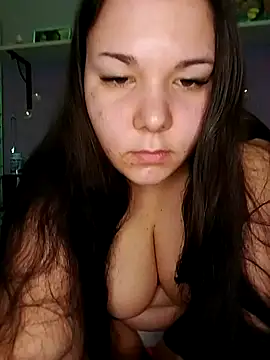 Snapshot of Flora66666 chatting on 11.19.25 Flora66666 online show from 11.19.25