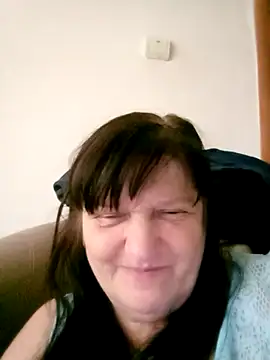 Apeesynka55211 online show from 12.14.25