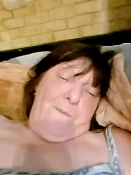 Snapshot of Apeesynka55211 chatting on 05.31.26 Apeesynka55211 online show from 05.31.26