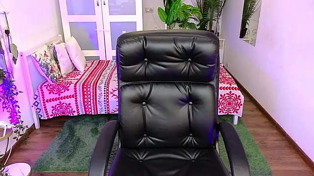 kitten murray  online show from 02.12.26