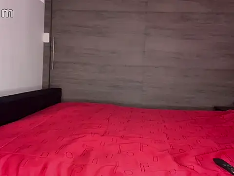 strongManLatino online show from 04.15.26