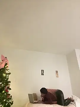 tia   fox online show from 03.03.26