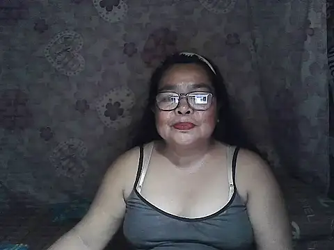 Snapshot of cris_tita chatting on 01.19.26 cris tita online show from 01.19.26