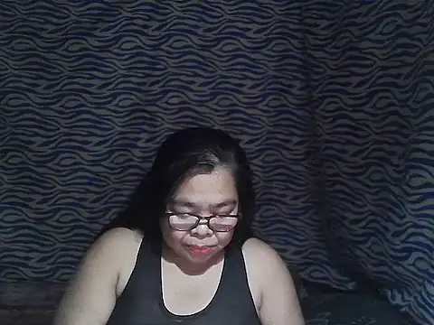 Snapshot of cris_tita chatting on 02.10.26 cris tita online show from 02.10.26