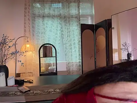 xiaowan x online show from 11.05.25