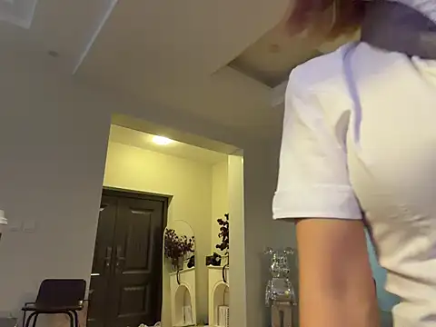 xiaowan x online show from 11.18.25