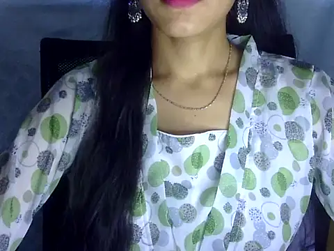 Snapshot of Shazi_1 chatting on 05.19.26 Shazi 1 online show from 05.19.26