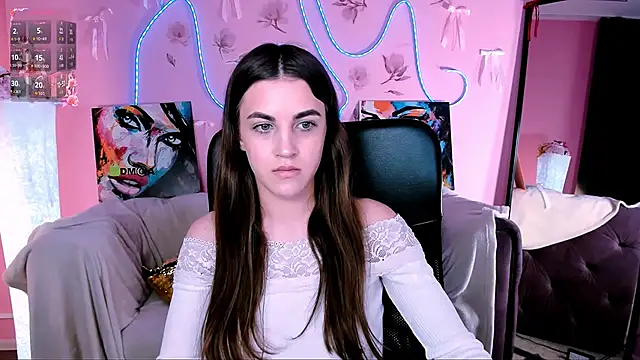 Snapshot of lina_fox12 chatting on 05.20.26 lina fox12 online show from 05.20.26