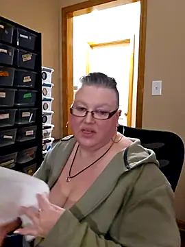 Budd Bunney online show from 11.21.25