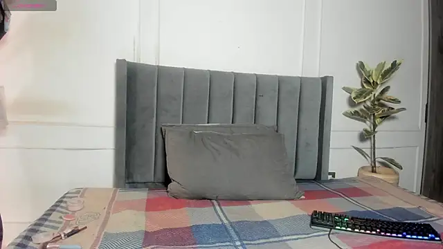 luxuryheaven 8 online show from 12.17.25