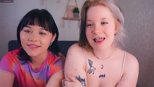 EviaVanveen online show from 12.01.25