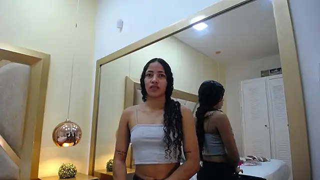 Megan Siner online show from 12.05.25