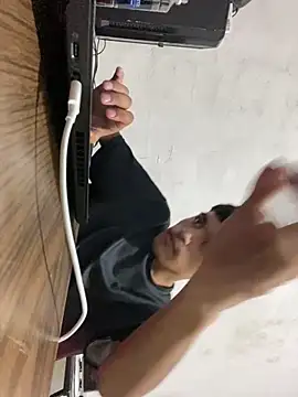 feetbooy online show from 11.29.25