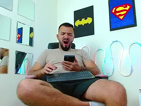 mathewv  online show from 11.26.25