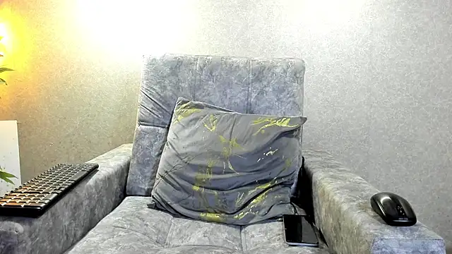 Snapshot of Axelwiliams chatting on 10.29.25 Axelwiliams online show from 10.29.25