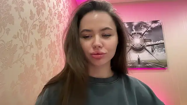 Snapshot of AlmaryKim chatting on 02.15.25 AlmaryKim online show from 02.15.25