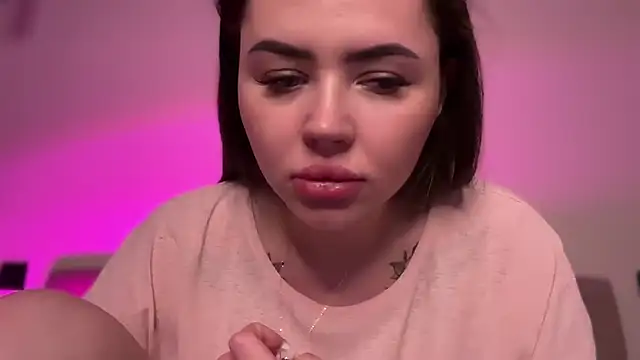 AlmaryKim online show from 11.28.25