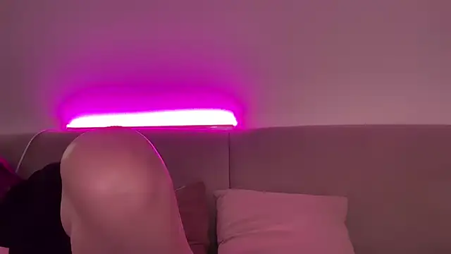 AlmaryKim online show from 03.05.26