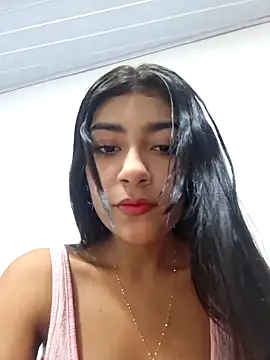 Snapshot of Sweed-virgin-pussy chatting on 04.24.26 Sweed-virgin-pussy online show from 04.24.26