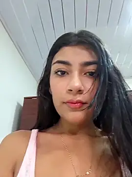 Snapshot of Sweed-virgin-pussy chatting on 04.29.26 Sweed-virgin-pussy online show from 04.29.26