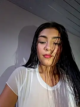 Snapshot of Sweed-virgin-pussy chatting on 05.16.26 Sweed-virgin-pussy online show from 05.16.26