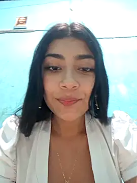 Snapshot of Sweed-virgin-pussy chatting on 05.28.26 Sweed-virgin-pussy online show from 05.28.26