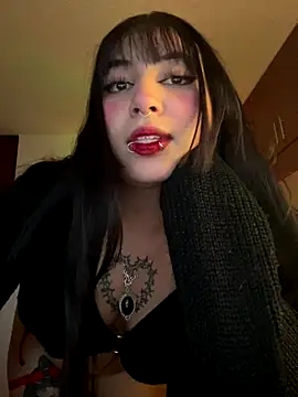 Hinatamoon  online show from 12.18.25