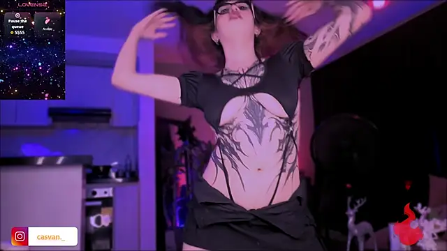 VanessaBlackrose online show from 04.14.26