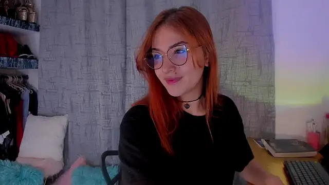 AmaruBloom online show from 10.18.25