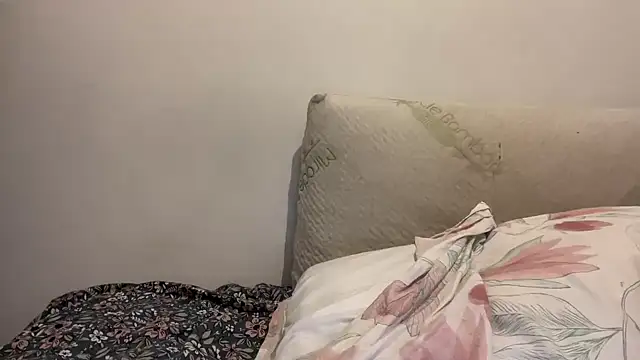 nanaisbackk online show from 11.12.25