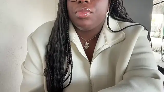 nanaisbackk online show from 12.18.25