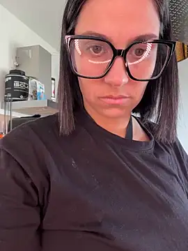 LaPetiteKim online show from 02.09.26