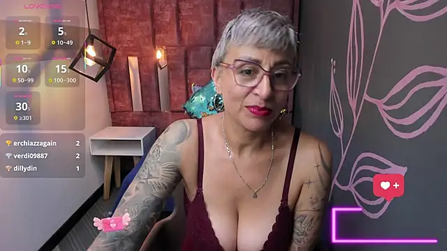 Charlotte  Gray online show from 01.11.26