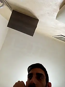 Snapshot of Cristian863 chatting on 09.30.25 Cristian863 online show from 09.30.25