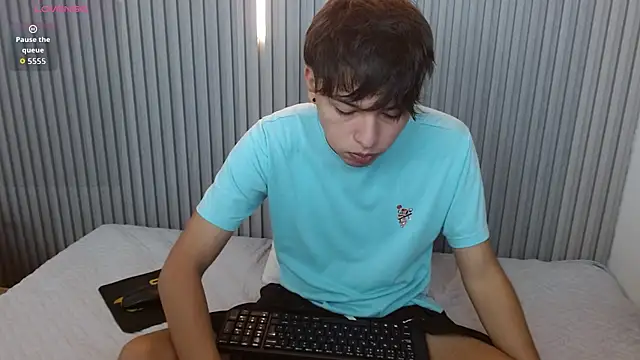 StiwenTwink online show from 05.05.26