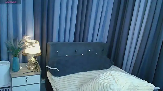 Kaydee Callix online show from 10.09.25