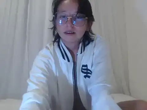 Snapshot of Klaret_Toy chatting on 02.11.26 Klaret Toy online show from 02.11.26